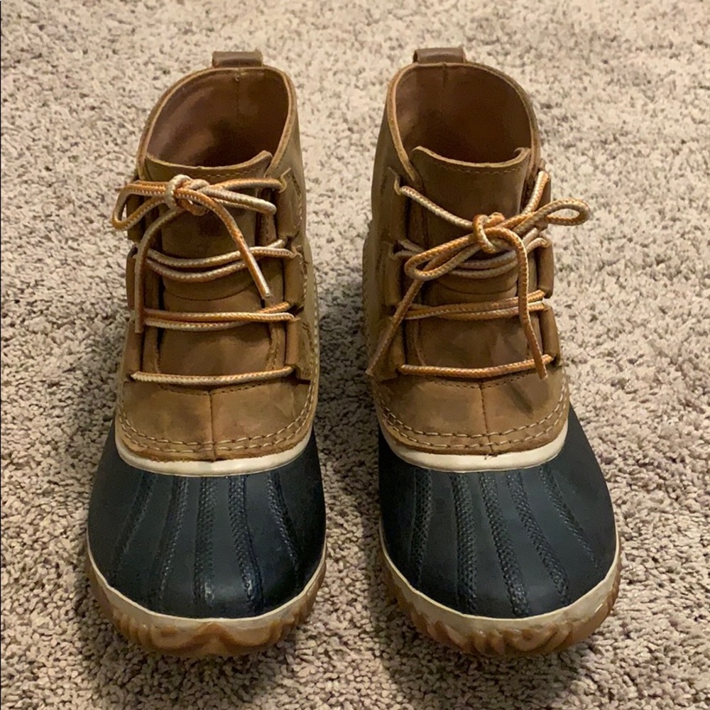 Sorel Short Boots